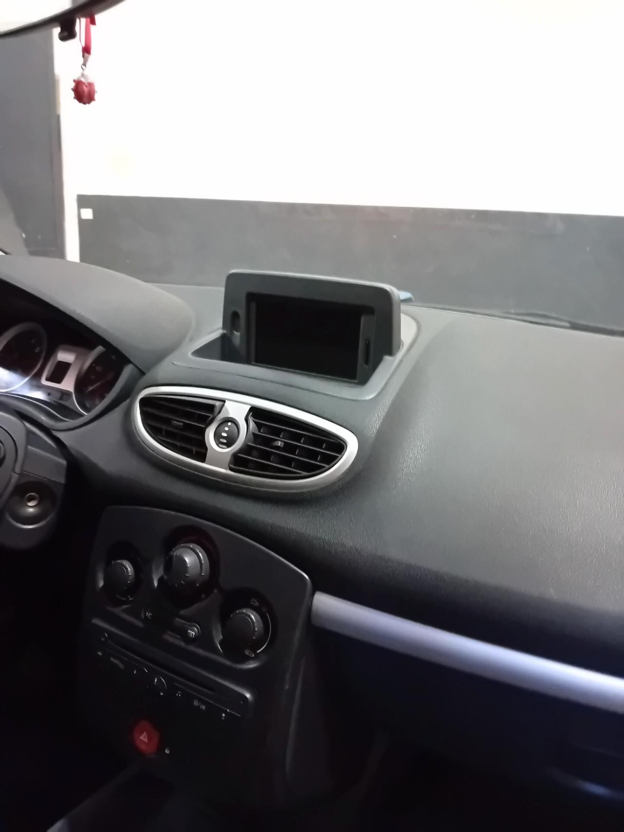 Renault Clio 1.2 16V 5 porte Dynamique