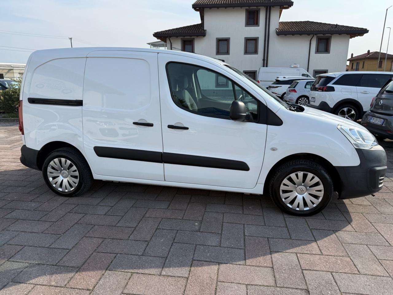 Citroen berlingo 3 posti 1.6d