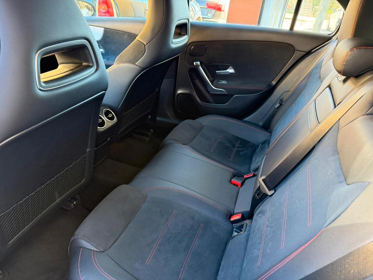 Mercedes-benz A 180 d Automatic Premium