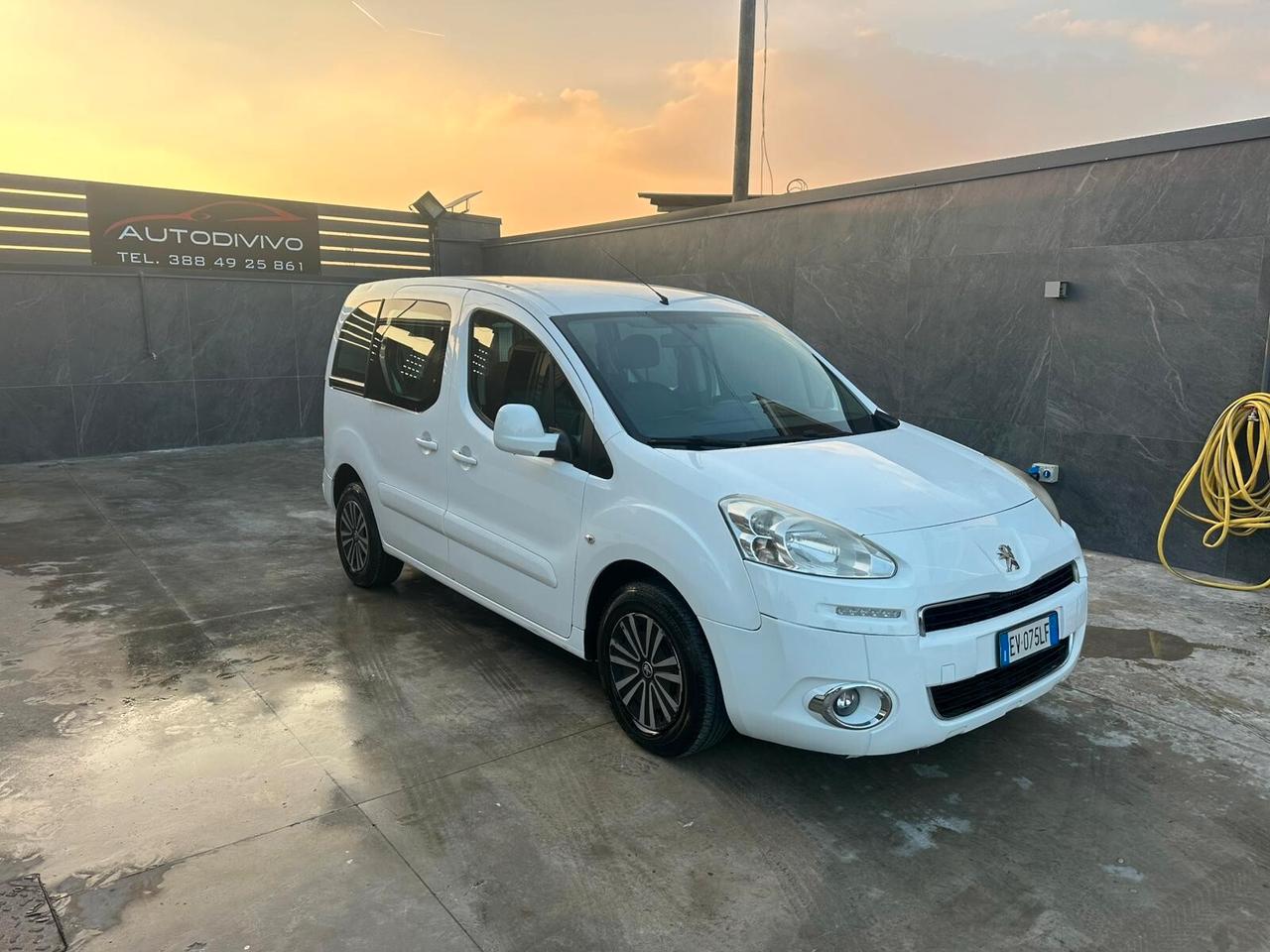 Peugeot Partner Tepee 1.6 HDi 92CV Outdoor