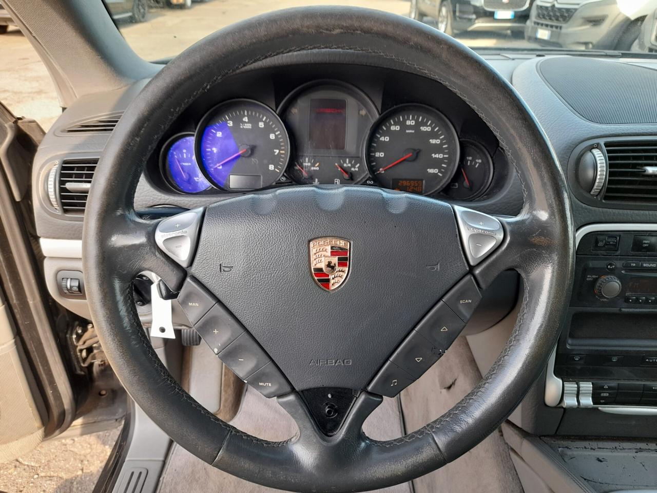 Porsche Cayenne 3.2 V6 cat