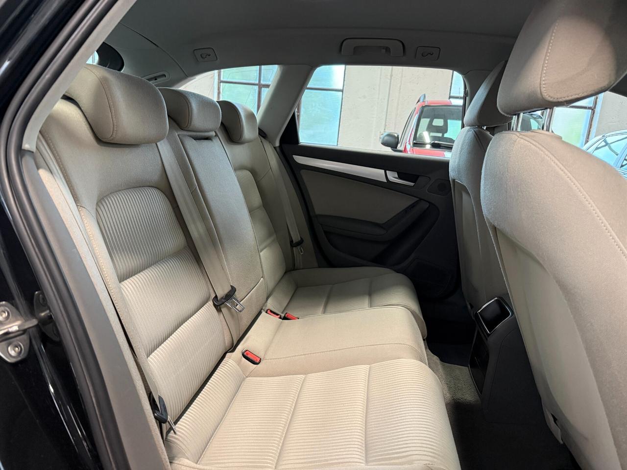Audi A4 Avant 2.0 TDI 143 CV - AUTOMATICA