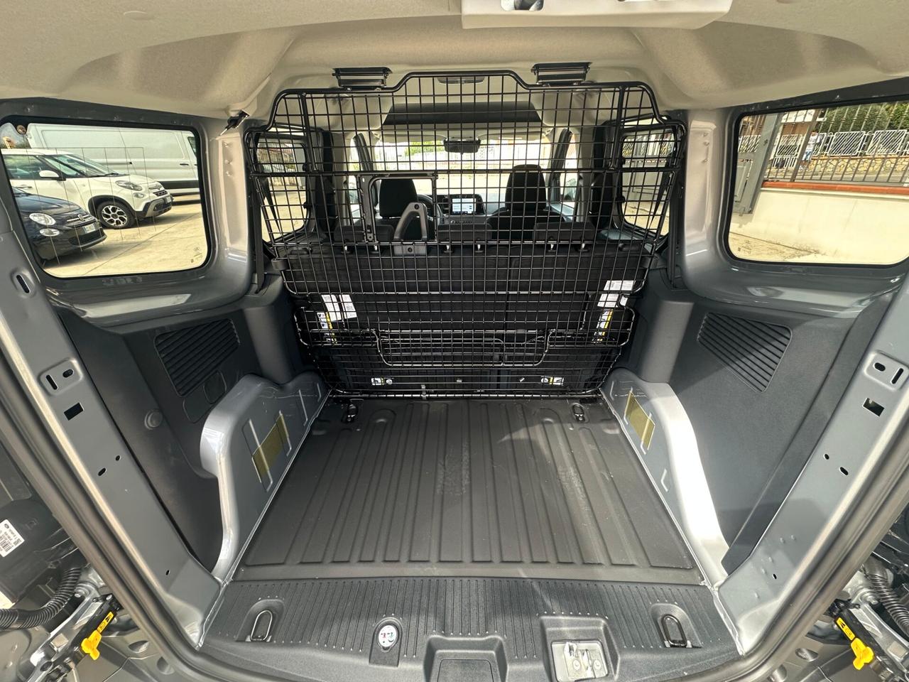 Ford Transit Courier 1.5 EcoBlue 100CV Van DC Trend