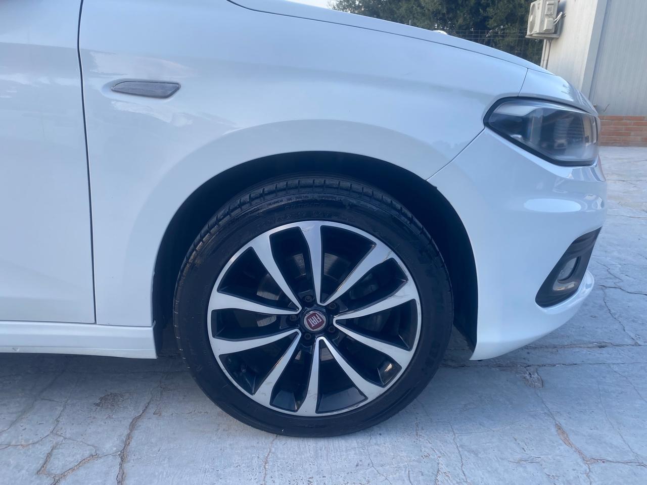 Fiat Tipo 1.6 Mjt 4 porte Lounge