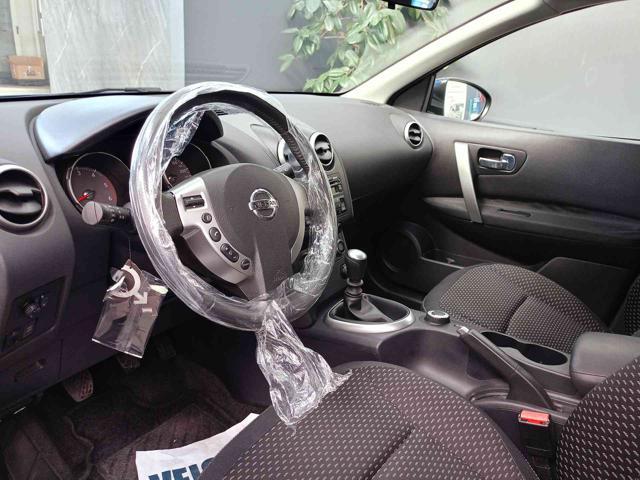 NISSAN Qashqai 2.0 dCi DPF 4WD Acenta