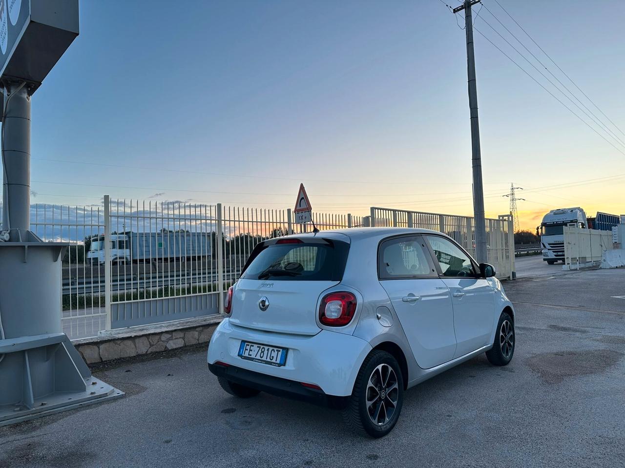 SMART FORFOUR 70 1.0 Prime
