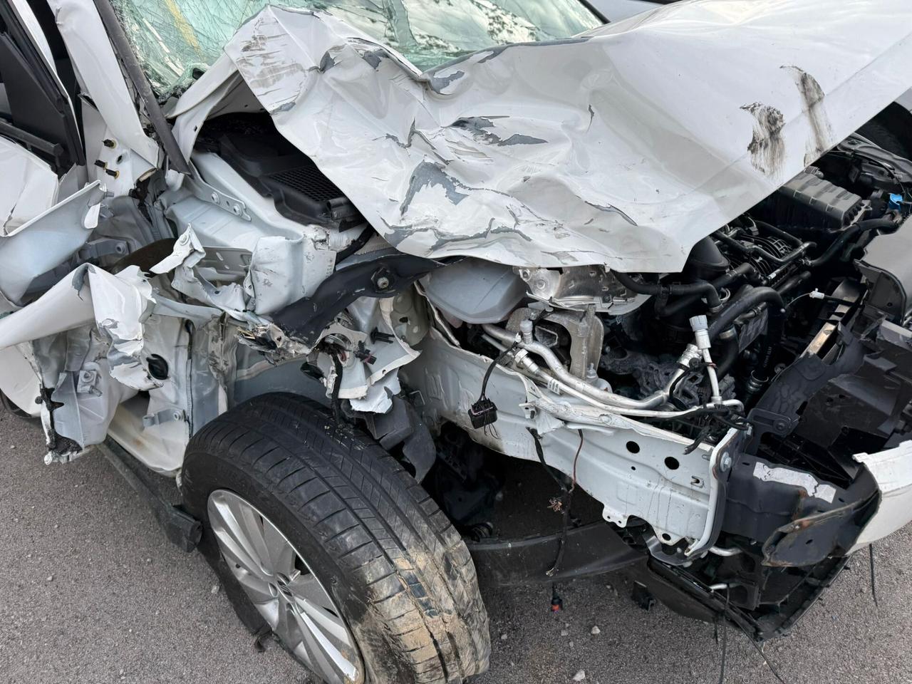 Seat Arona 1.0 Benz. 95cv (incidentata)