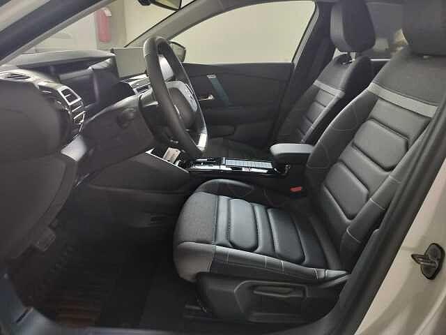 Citroen ë-C4 motore elettrico 136 CV Shine