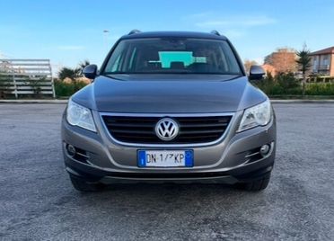 Volkswagen Tiguan 2.0 16V TDI DPF Track & Field (28°)4x4
