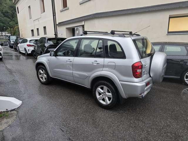 Toyota RAV 4 RAV4 5p 2.0 d-4d 16v Sol