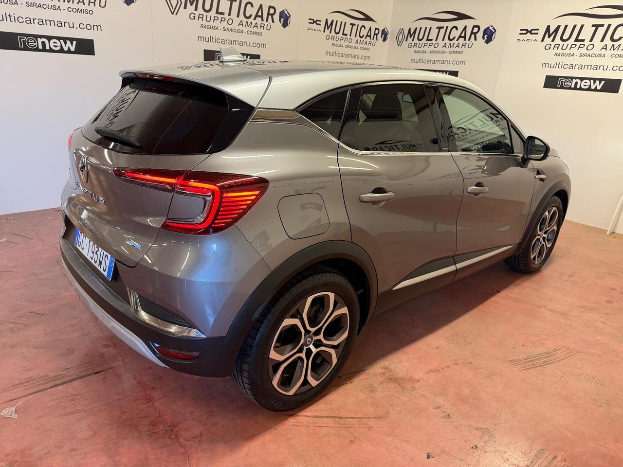 Renault Captur Plug-in Hybrid E-Tech 160 CV Intens