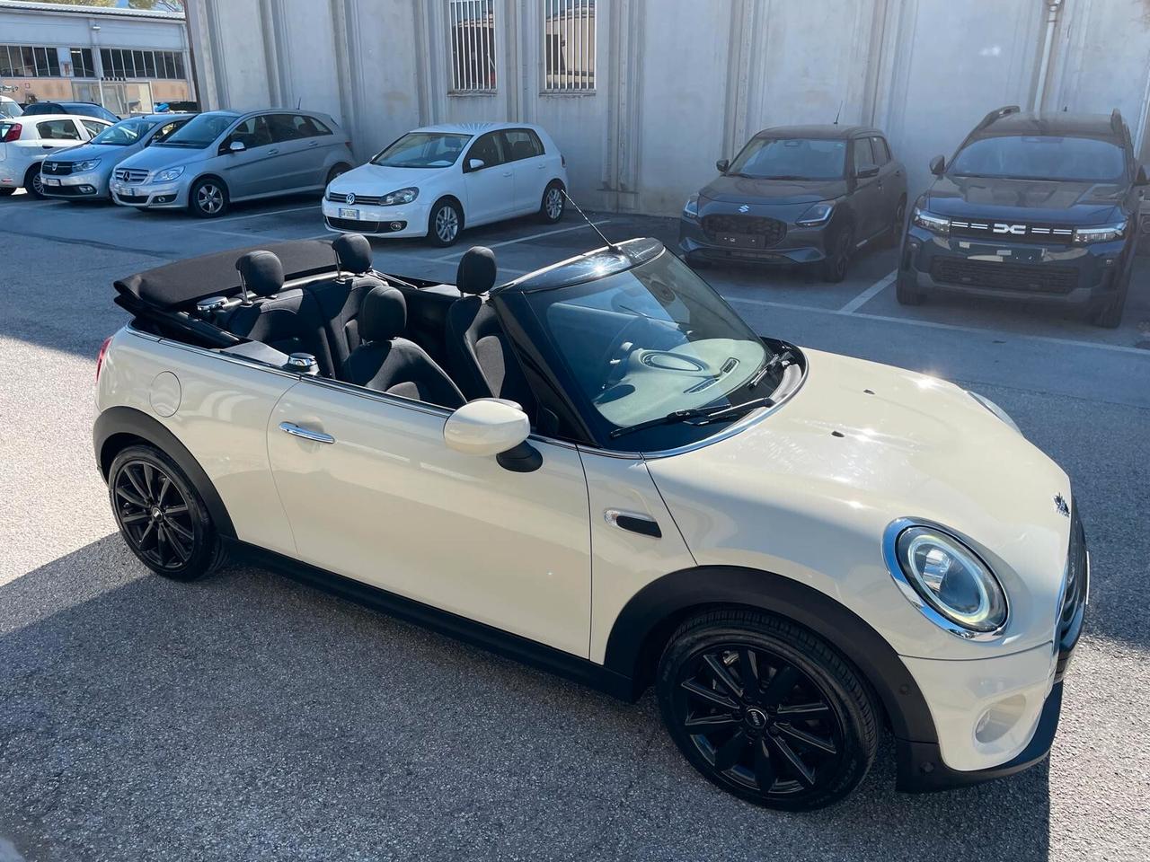 Mini Cooper Hype Cabrio 1.5 Benz 136 cv Automatica