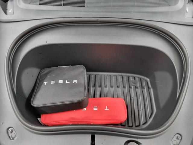 TESLA Model 3 NV35 RWD Premium