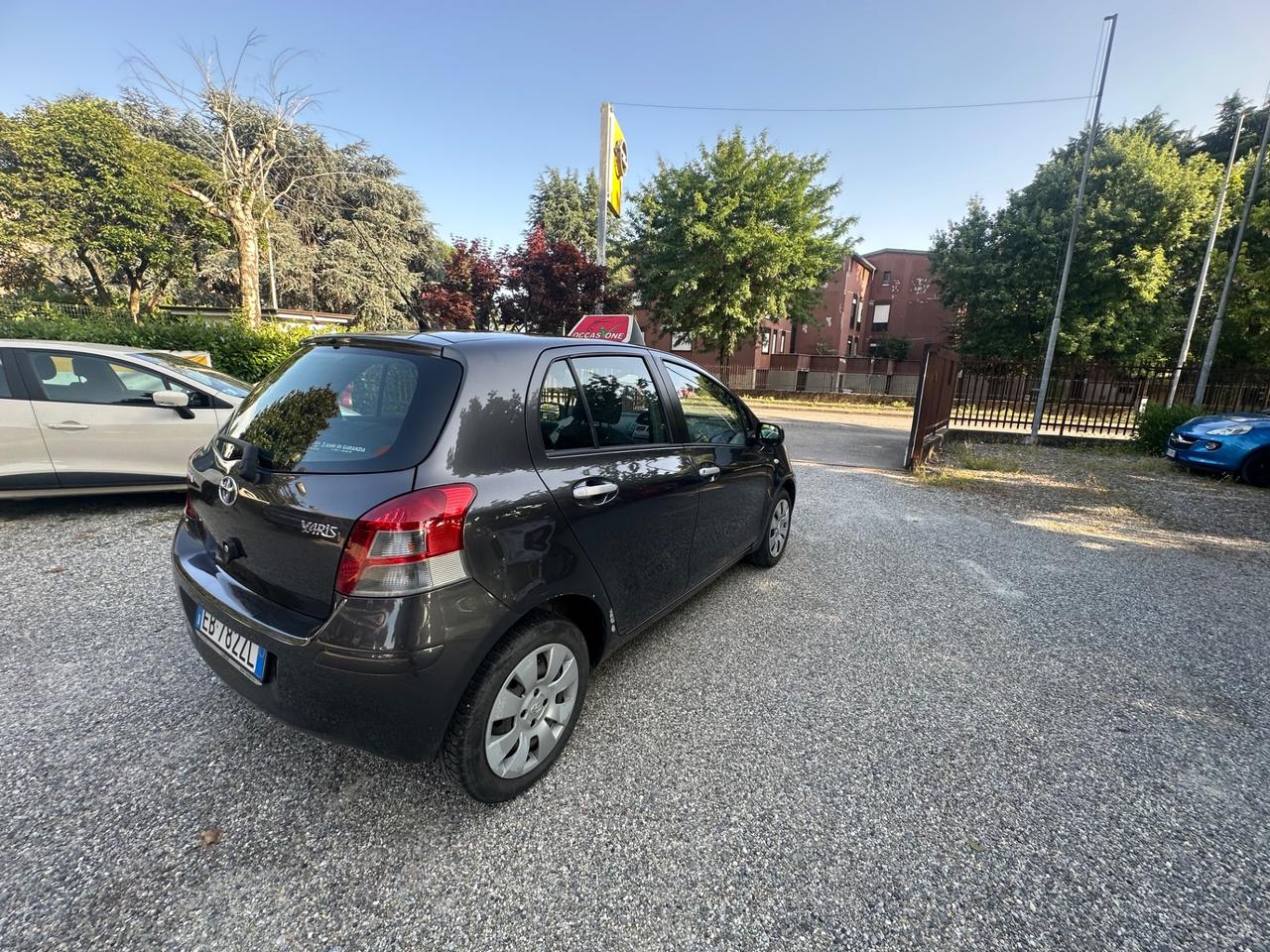 Toyota Yaris 1.3 5 porte Sol