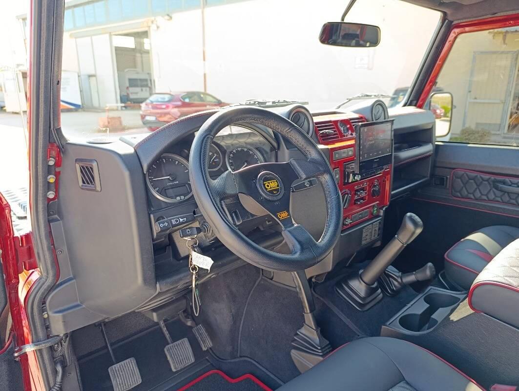 Land Rover Defender 90 SW 2.2 td SW