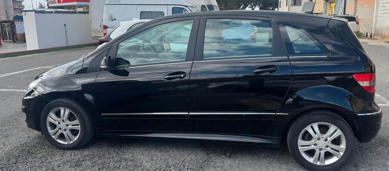 Mercedes-benz B 180 CDI Chrome