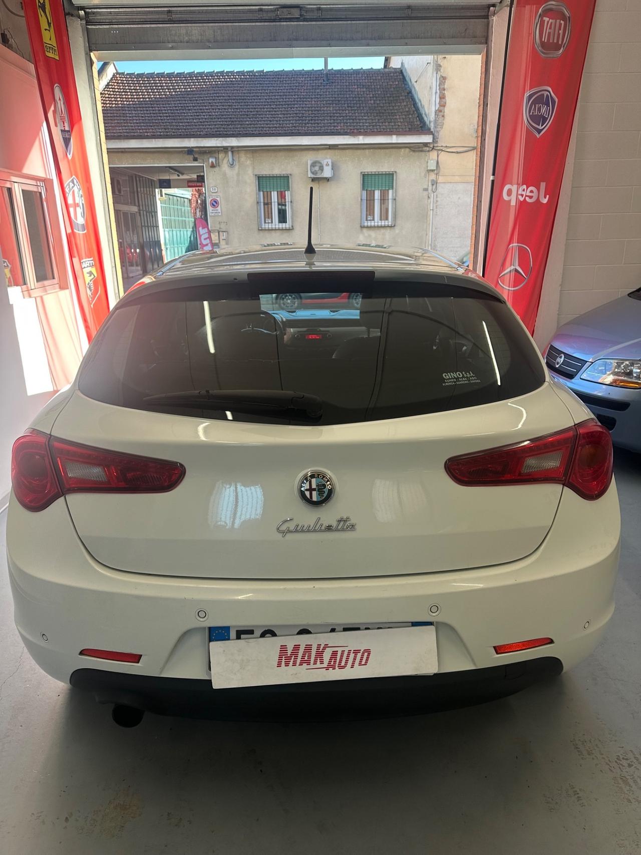 Alfa Romeo Giulietta 1.6 JTDm-2 105 CV Distinctive