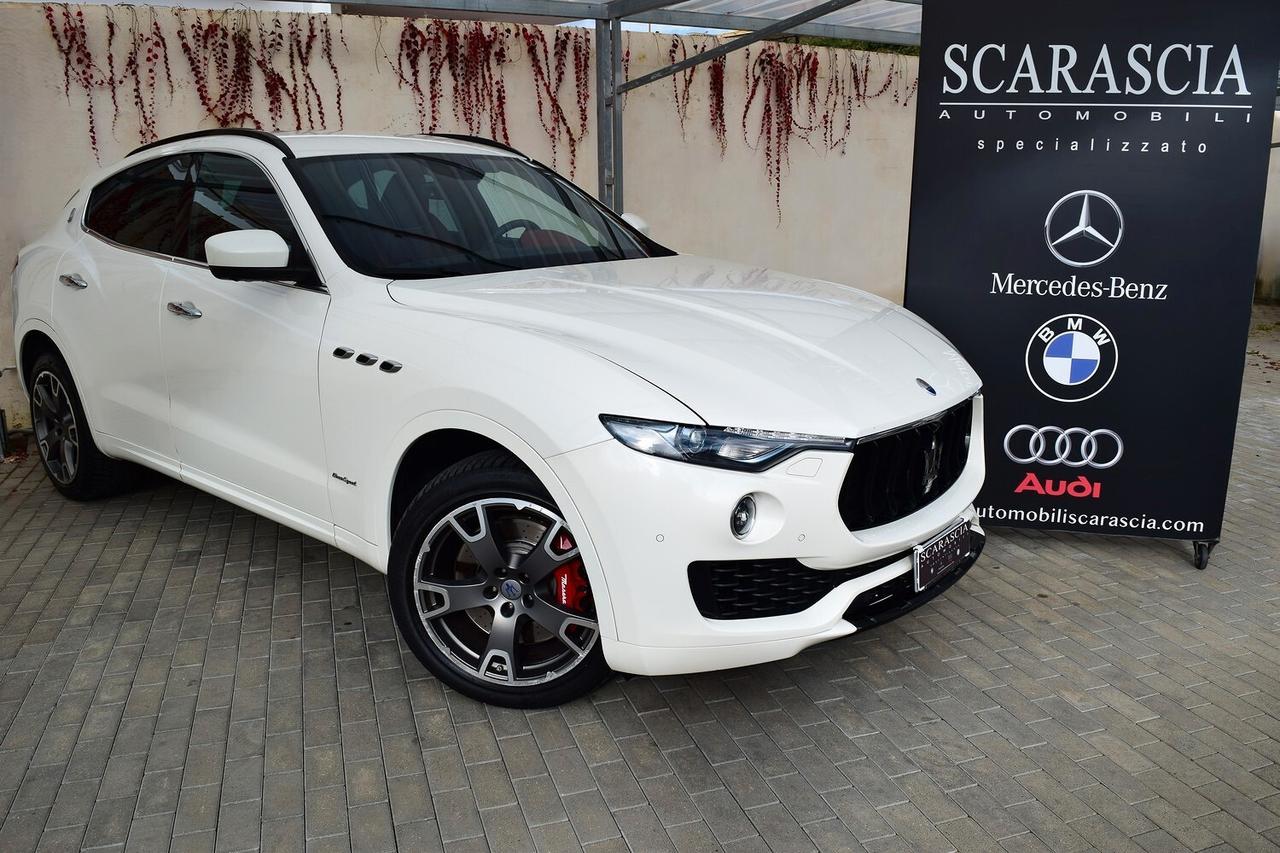 Maserati Levante 3.0 V6 SQ4 Automatica 430 cv Gransport