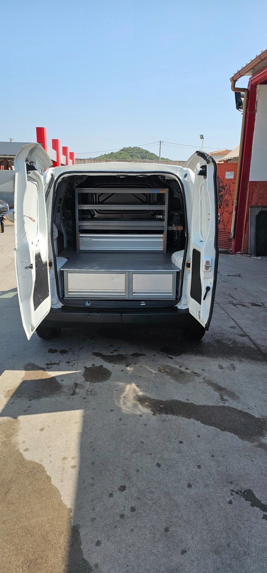 Fiat Fiorino 1.3 MJT 95CV officina mobile interna