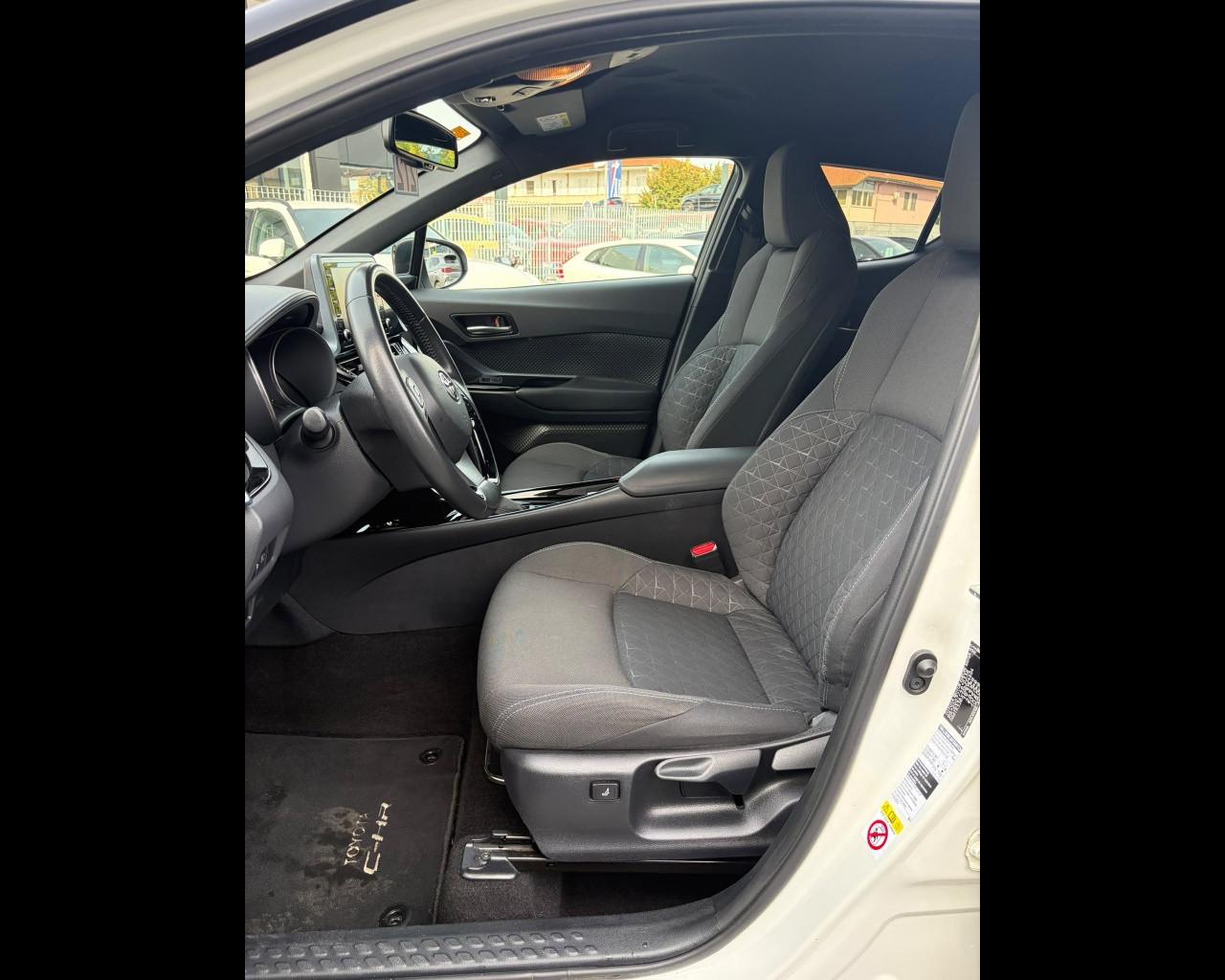 TOYOTA C-HR I 2020 - C-HR 2.0h Comfort e-cvt