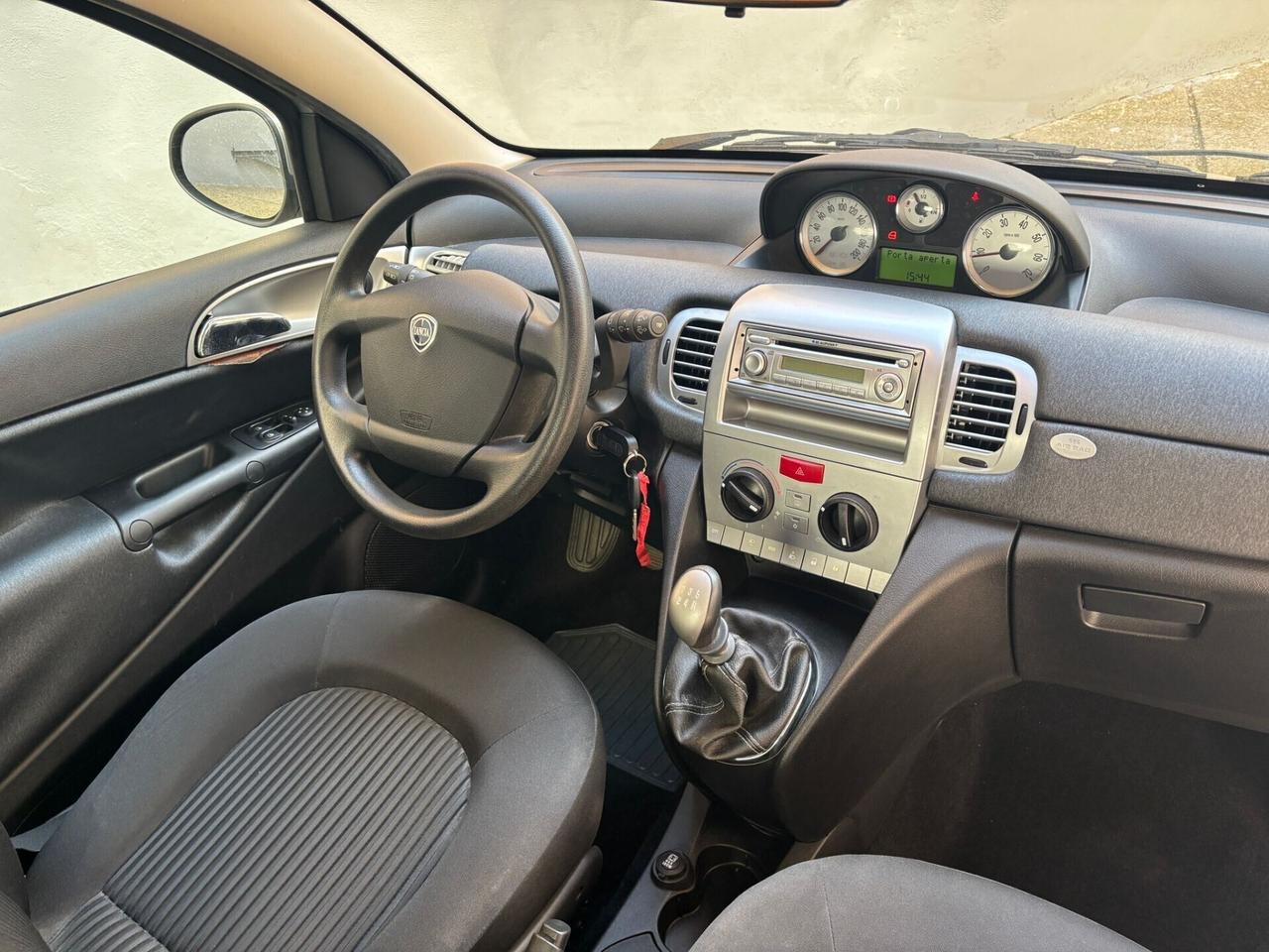 Lancia Ypsilon 1.2 - 19.000 KM ORIGINALI
