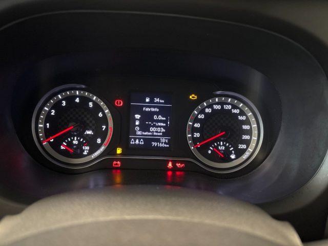 HYUNDAI i10 1.0 Benzina Tech Full Optional