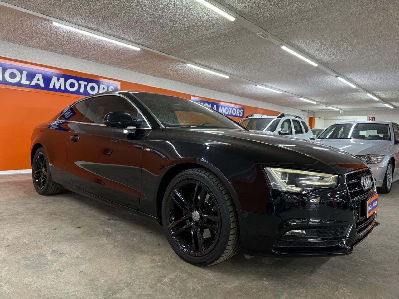 Audi A5 Coupé 2.0 TDI 177 CV S-line Total Black