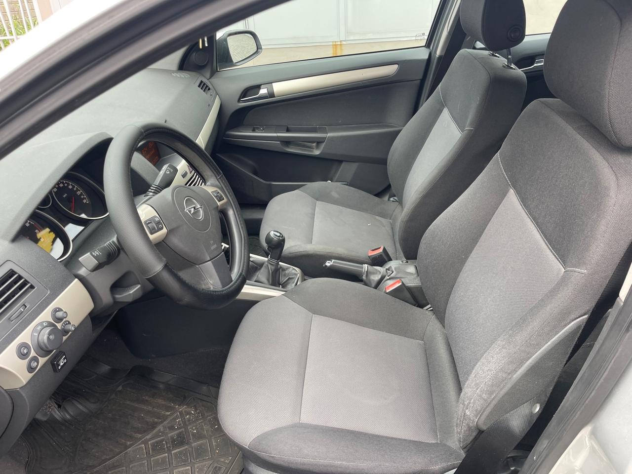 OPEL ASTRA 1.6 BENZINA-GPL 2028 EURO4 NEOPATENTATI