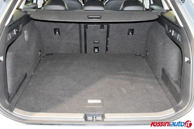 VOLKSWAGEN Passat 2.0 TDI 150 CV DSG BUSINESS + MATRIX LED + EASY OP