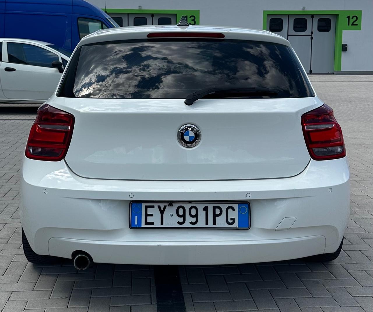 Bmw 116d 2.0 tdi 116cv AUTOMATICA ADATTA A NEOPATENTATI