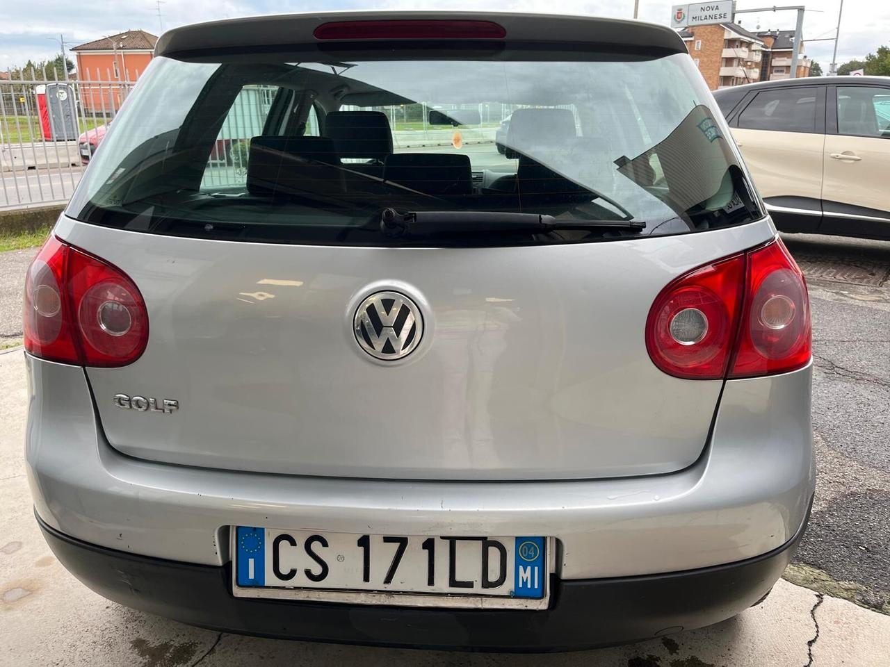 Volkswagen Golf 1.6 5p. Trendline 75CV OK NEOPATENTATI