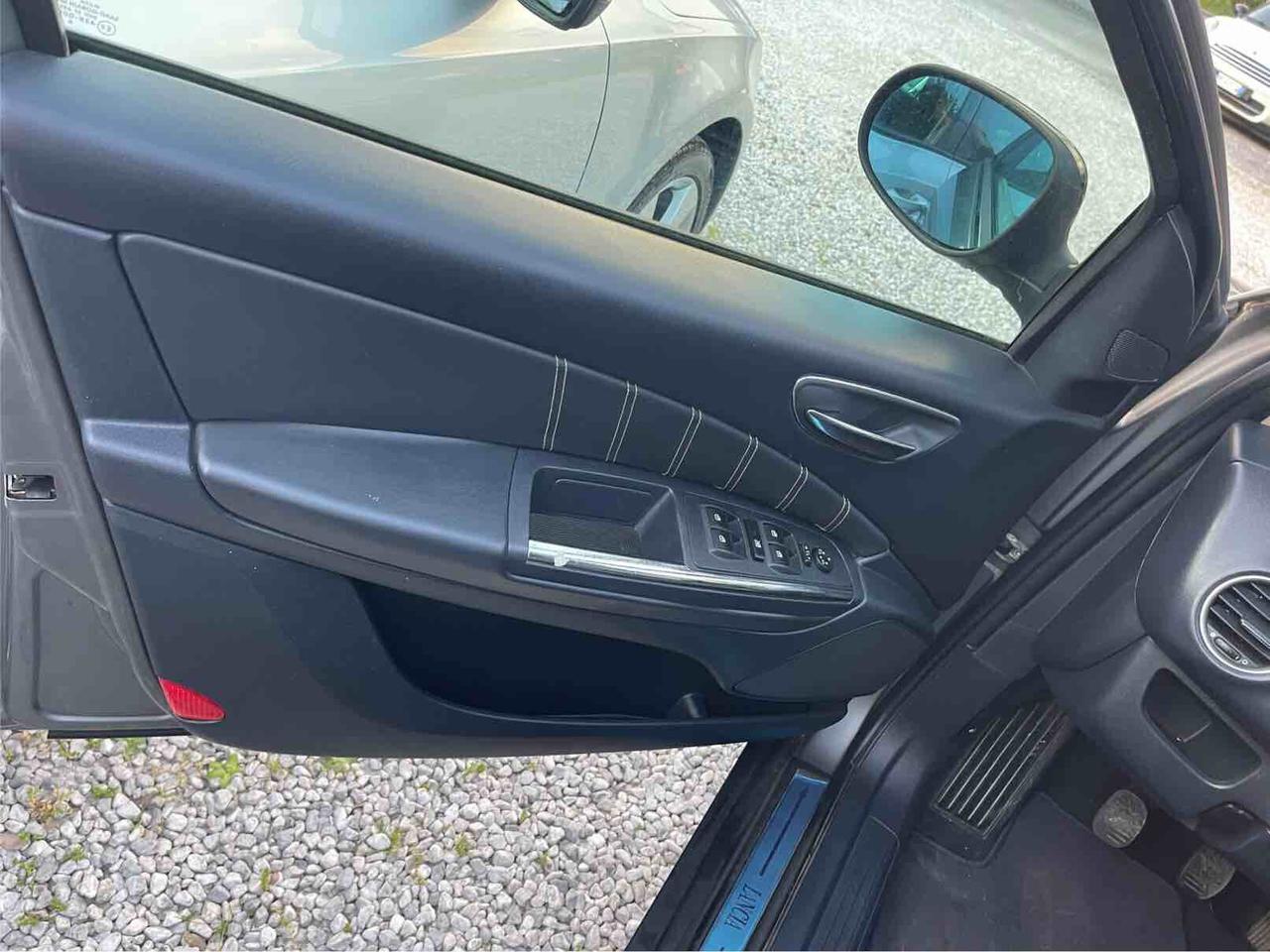 LANCIA DELTA - 163 CV - PLATINO