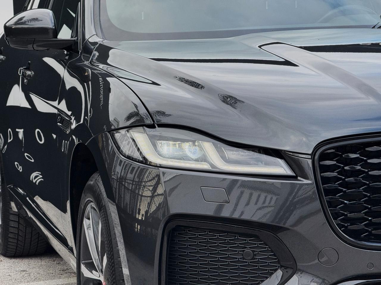 Jaguar F-Pace 2.0d i4 MHEV R-Dynamic SE 204CV