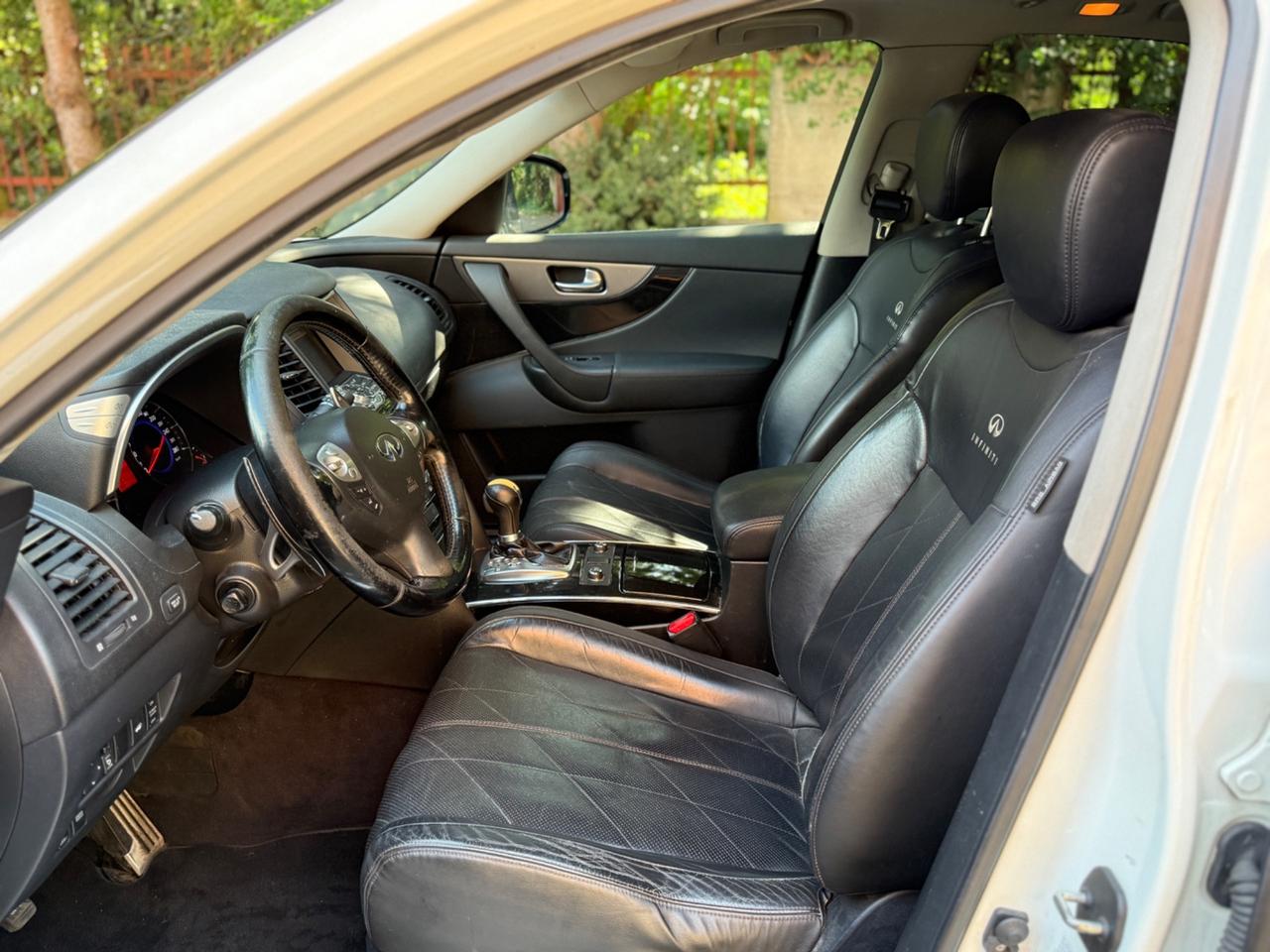 Infiniti FX FX30d S