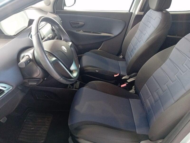 Lancia Ypsilon Ypsilon 1.0 FireFly 5 porte S&S Hybrid Gold Plus