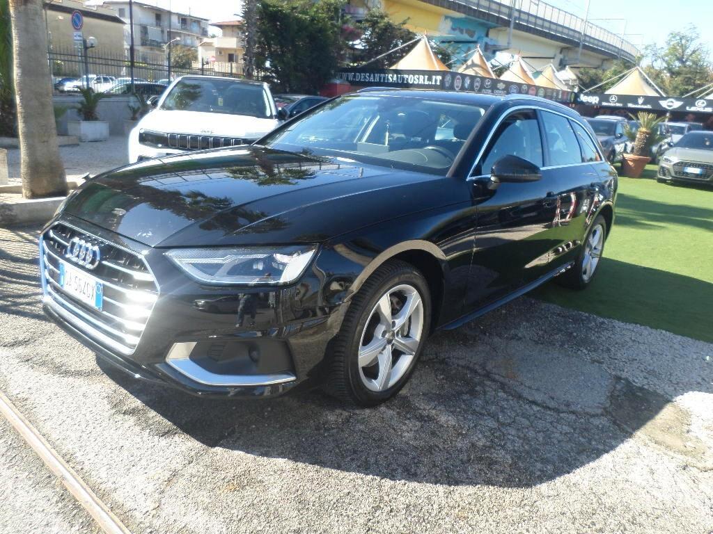 Audi A4 Avant 40 TDI quattro S tronic Business Advanced