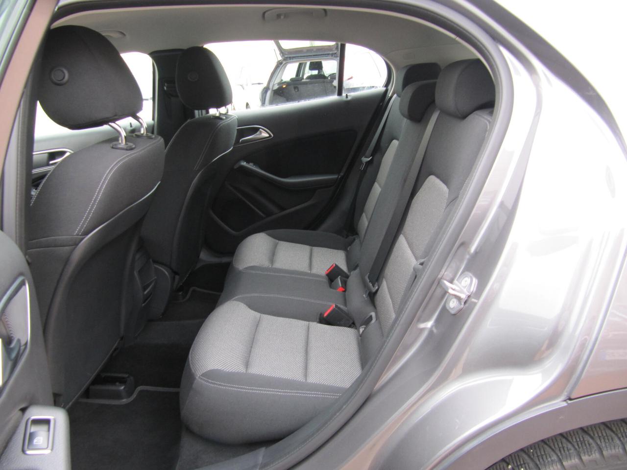 Mercedes-benz GLA 200 d Automatic Business Extra