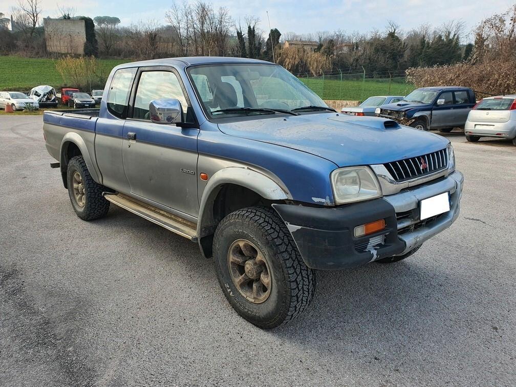 Mitsubishi L200 2.5 TDI 4WD 100CV Cab. Singola