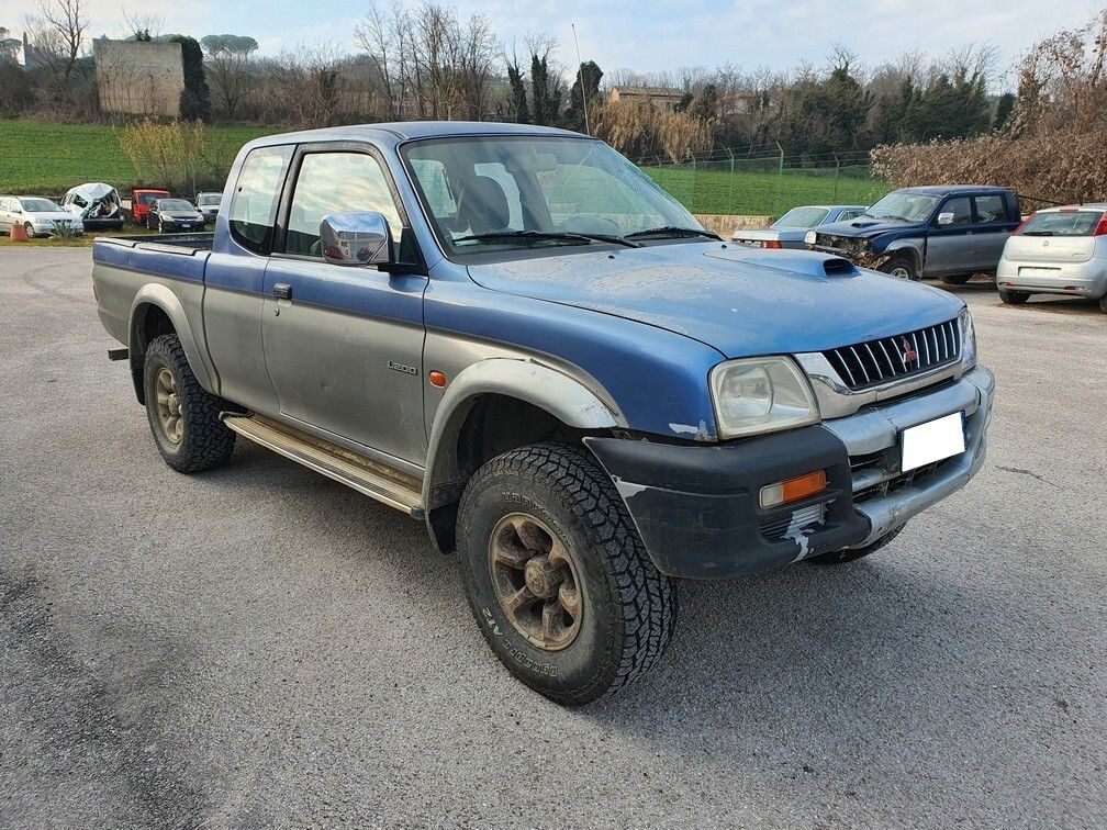 Mitsubishi L200 2.5 TDI 4WD 100CV Cab. Singola