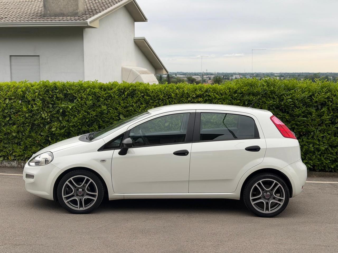 Fiat Punto 1.3 MJT II S&S 95 CV 5 porte Street