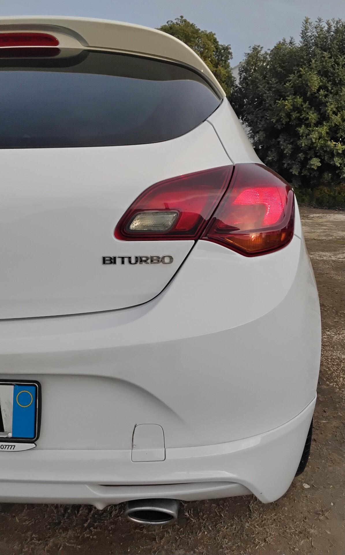 Opel Astra 2.0 BiTurbo CDTI 195CV S&S 5 porte