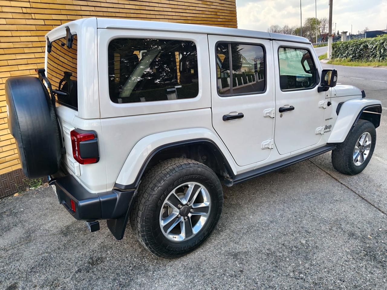 Jeep Wrangler Unlimited 2.2 Mjt II Sahara VERSIONE BY MOPAR