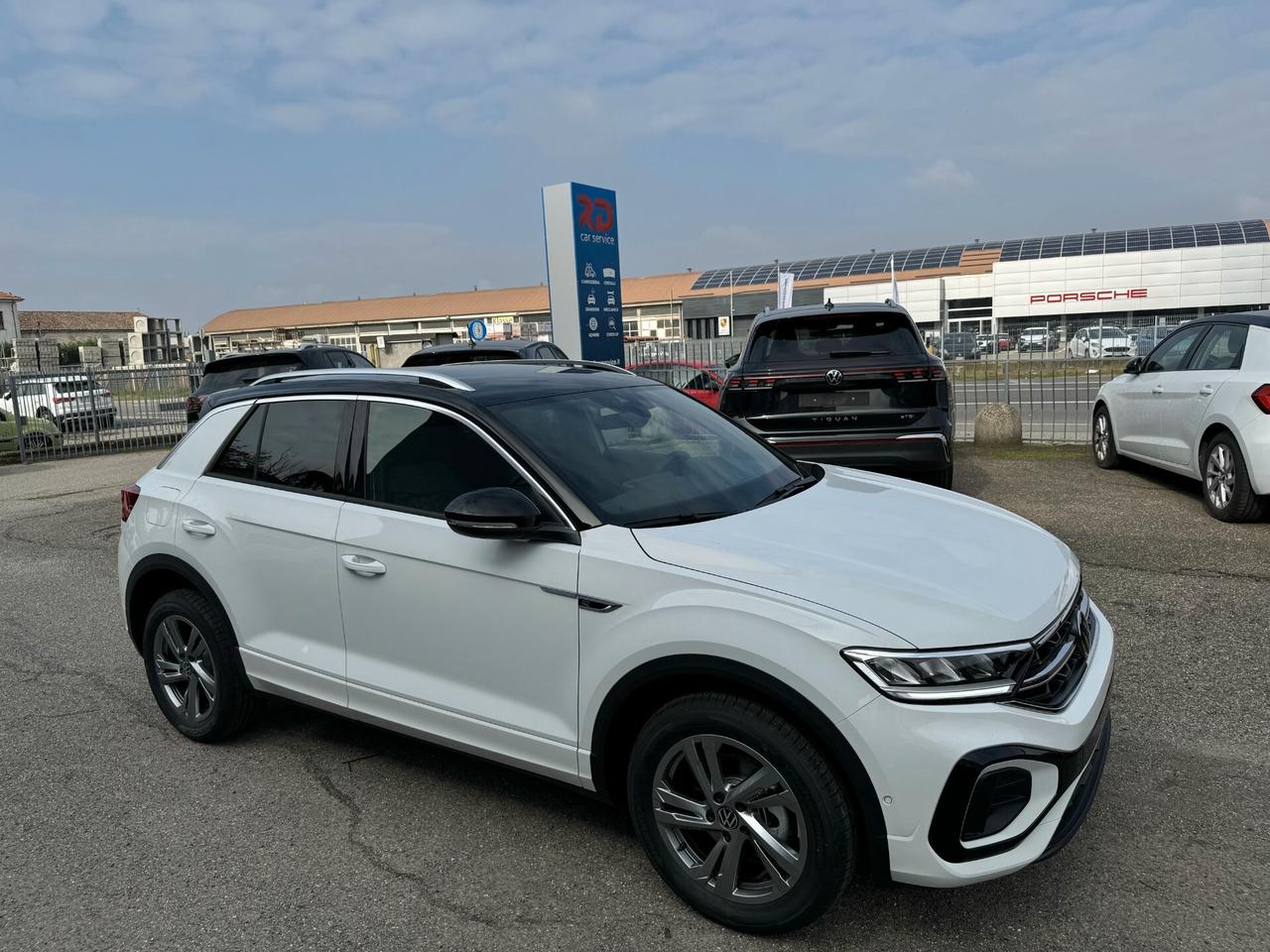 Volkswagen T-Roc 1.0 tsi R-Line Km0 - No Vincoli - Pronta