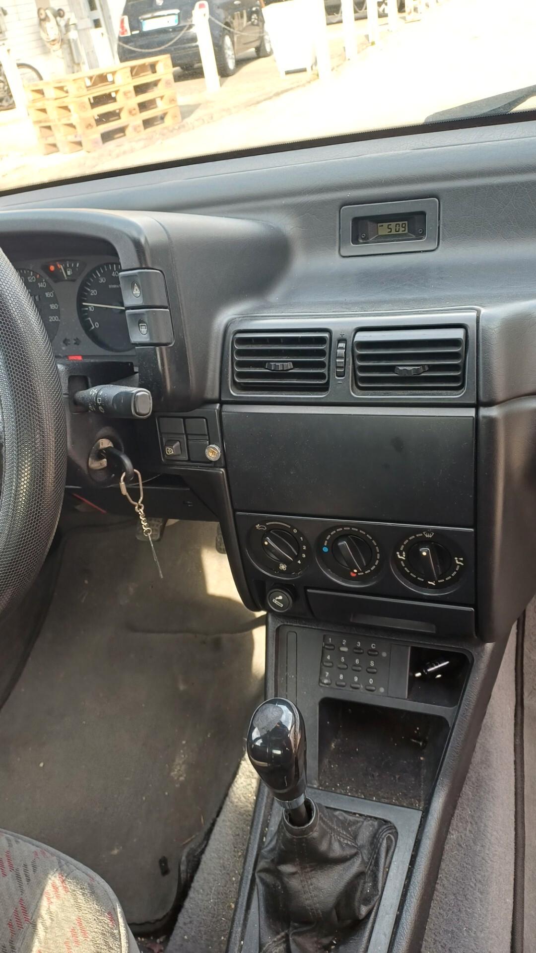 Citroen ZX 1.4i cat 5 porte Aura 1995 EPOCA