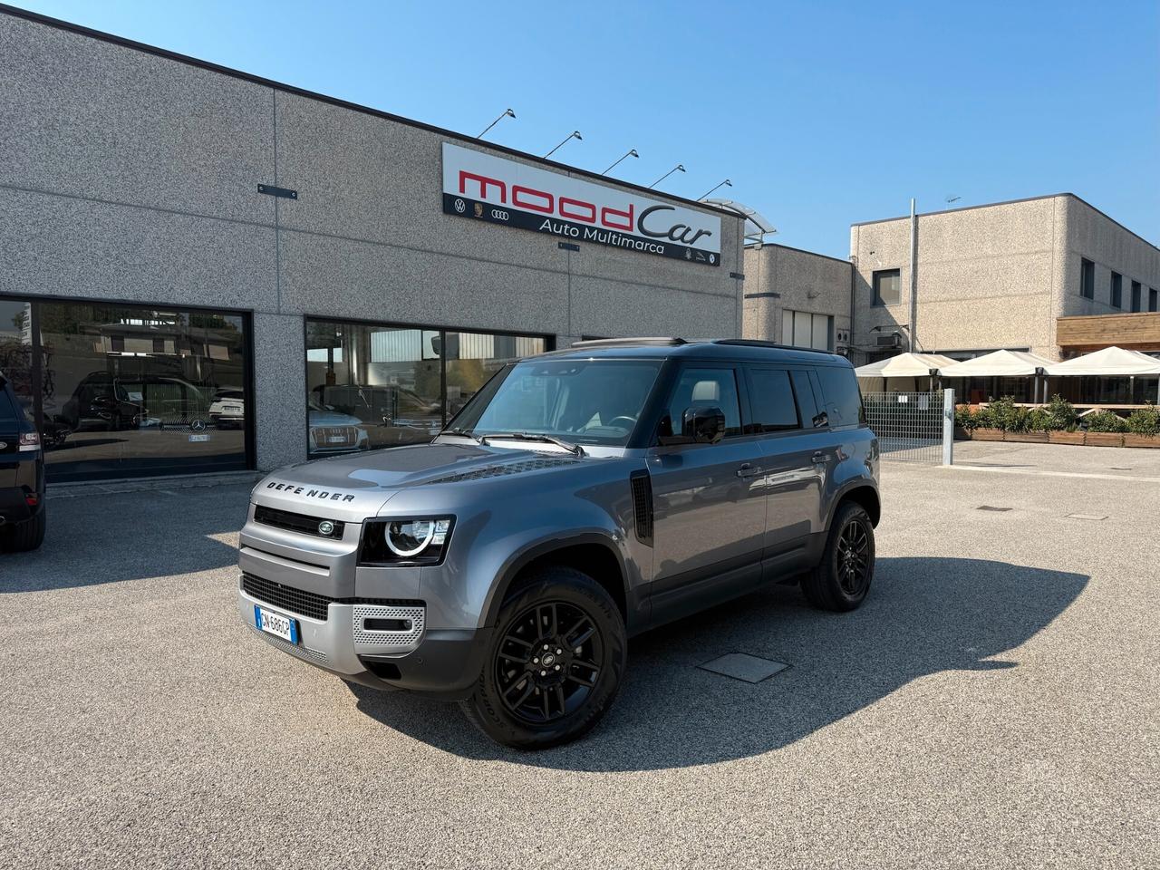 Land Rover Defender 110 3.0D I6 200 CV AWD Auto S , 7 posti , Gancio traino Elettrico