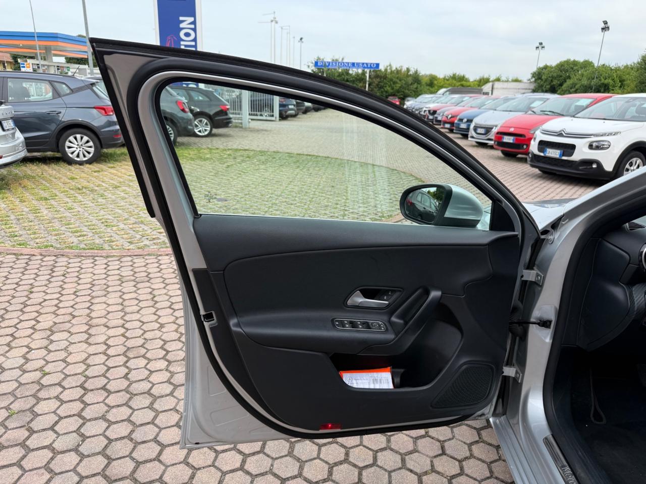 Mercedes-benz A 180 A 180 d Automatic Business Extra