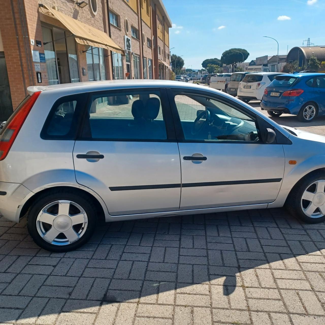 FIESTA 1.4 GPL NEOPATENTATI BEN CONSERVATA