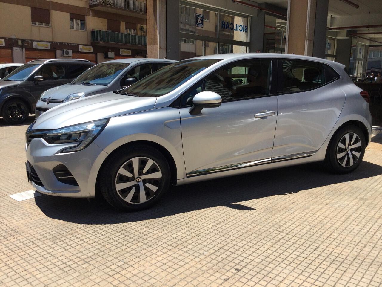 Renault Clio Full Hybrid E-Tech 140 CV 5 porte Zen