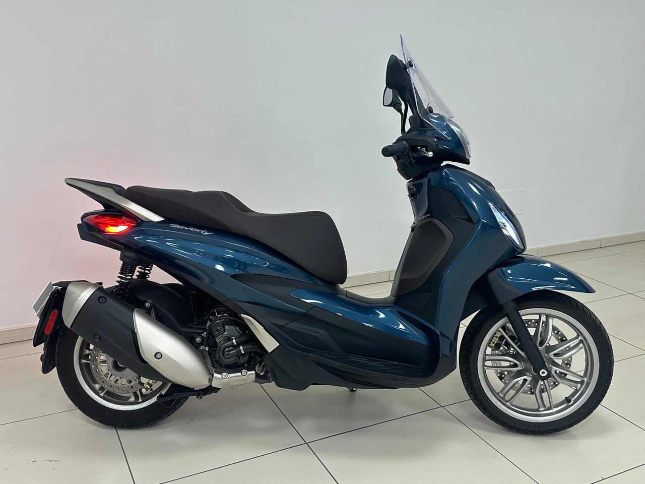 Piaggio Beverly 300 i.e. KM 490 - 2025