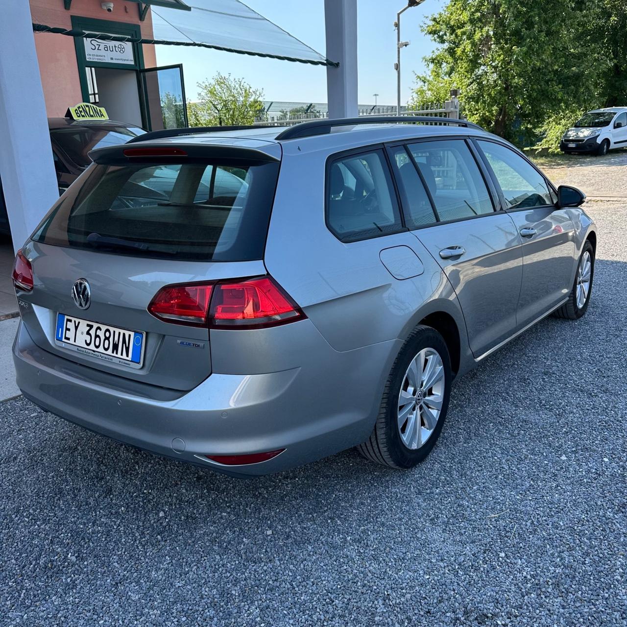 Volkswagen Golf Variant Golf Business 1.6 TDI 5p. Highline BlueMotion Technology